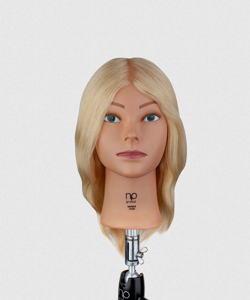 NICOLE MANNEQUIN 12